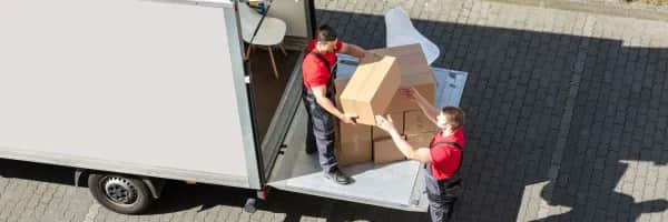 Sichere und schnelle Umzüge mit Möbeltransport 